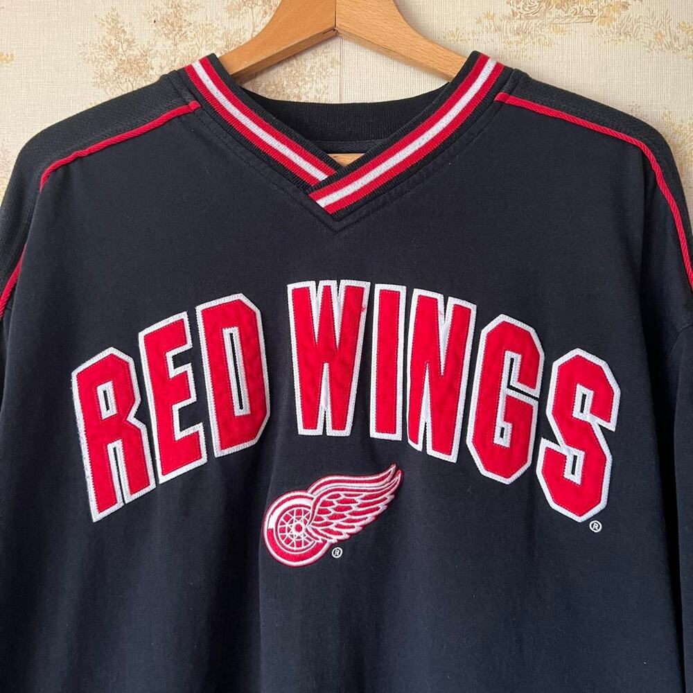 Vintage 90s Detroit Red Wings Lee Sport V-Neck | Heavyweight | Size 2XL
